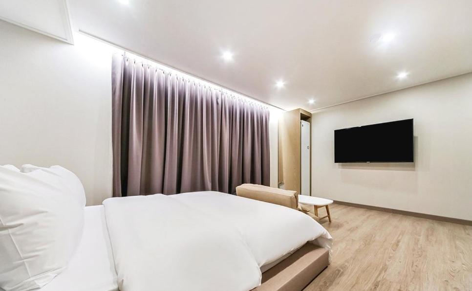 Centro Hotel Chilgok Zewnętrze zdjęcie