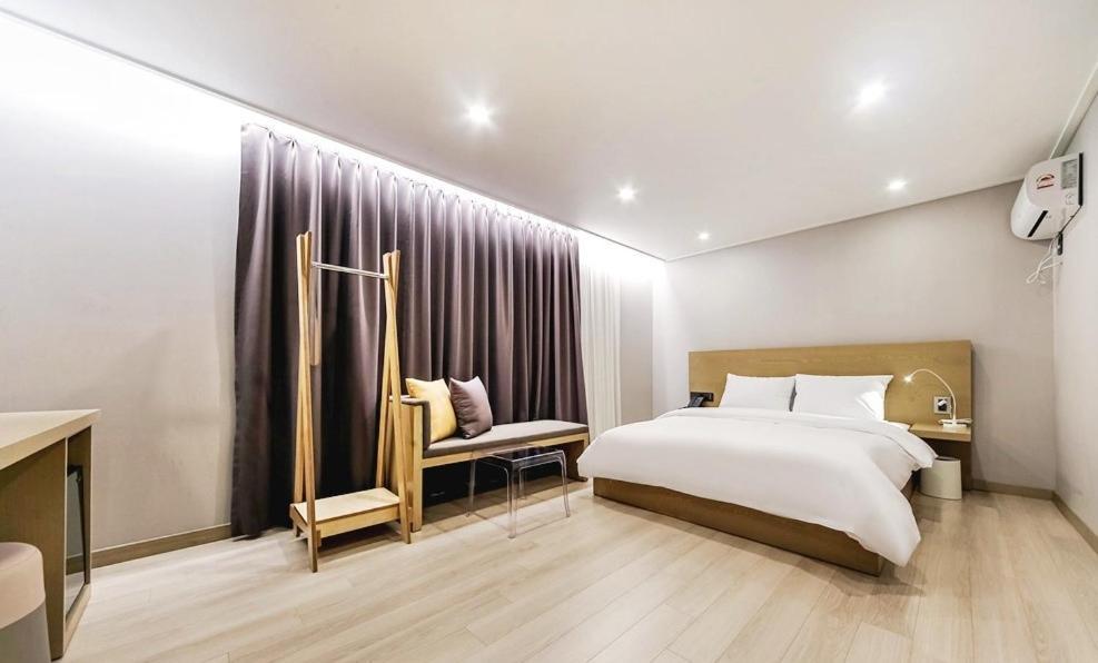 Centro Hotel Chilgok Zewnętrze zdjęcie