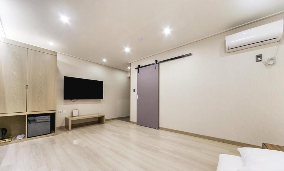 Centro Hotel Chilgok Zewnętrze zdjęcie