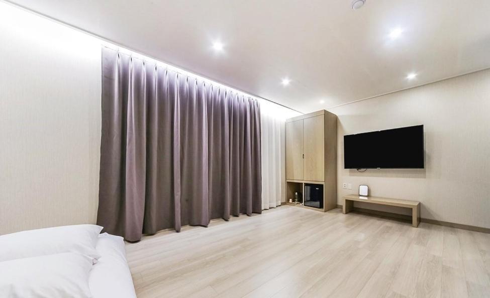 Centro Hotel Chilgok Zewnętrze zdjęcie